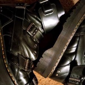 Dr Marten Jason Strap